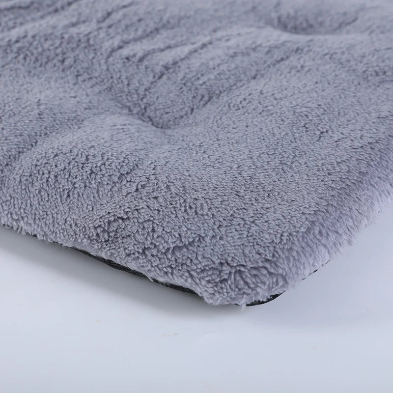 Self-heating pet bed Self-heating non-slip bottom Washable non-electric dog pad Indoor and outdoor dog heating pad